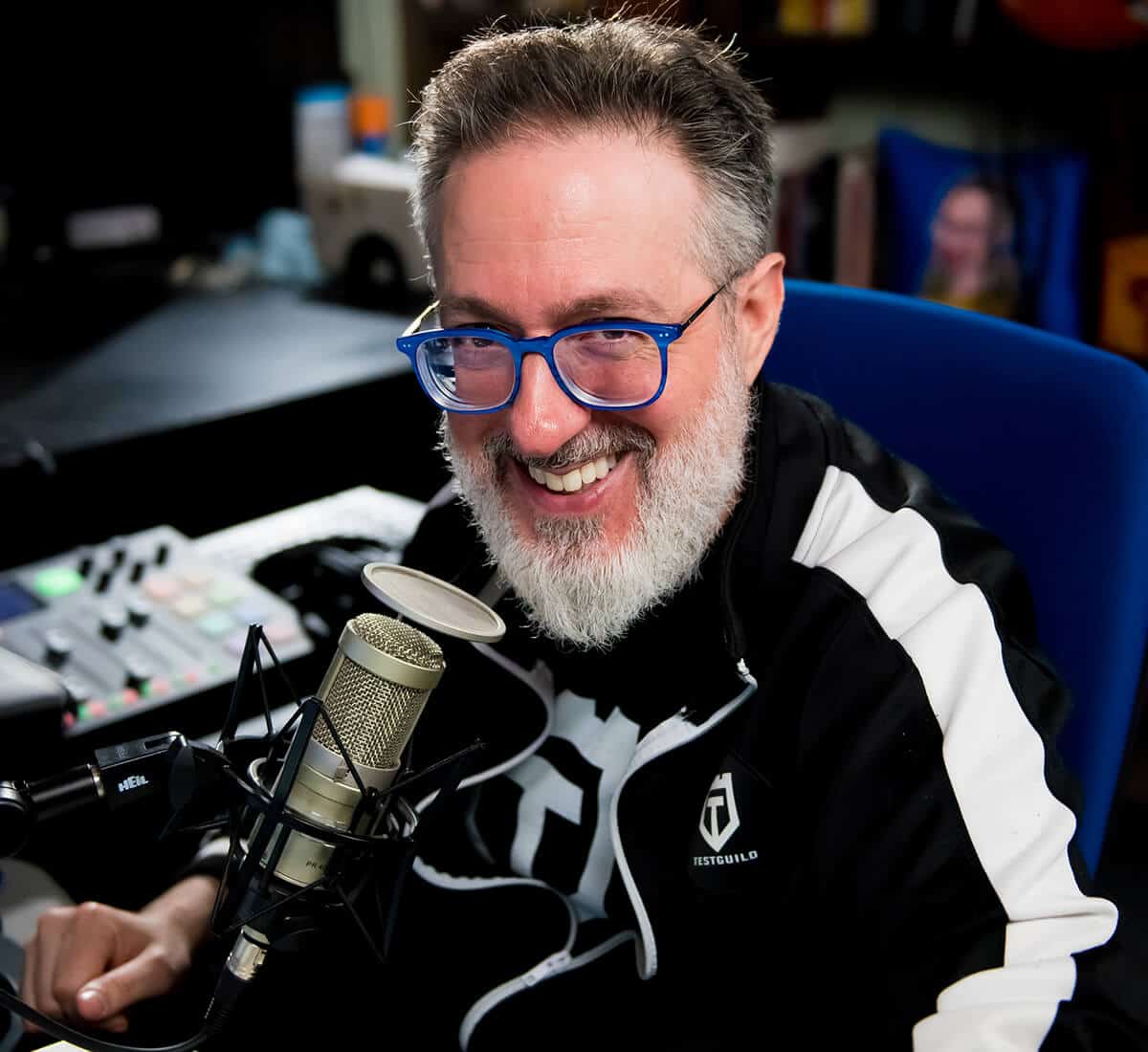 Joe-Podcast-Full-Smile-Shot-Square-1200x1200-1 joe colantonio headshot